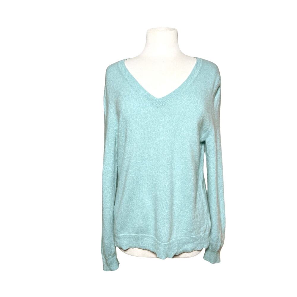 TAHARI Women’s Light Blue Cashmere Vneck Pullover Sweater